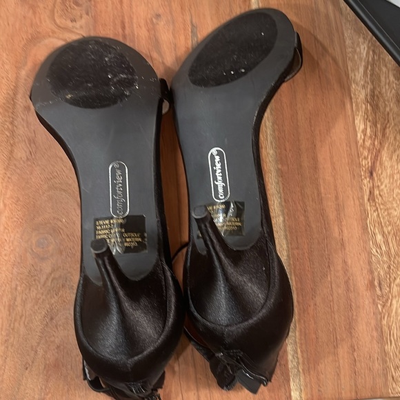 Black satin kitten heel - Picture 4 of 4